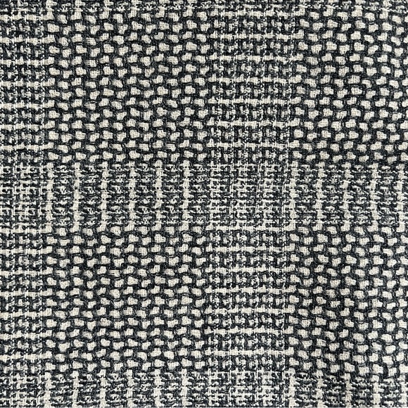 Ports Pencil Skirt - fully lined - Picture 3 of 9